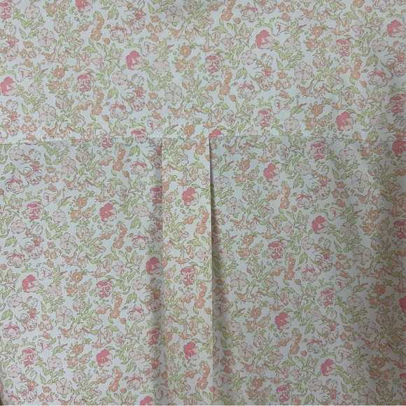 LL Bean Cream and Pink Floral Casual Button Down Shirt Size Large - Picture 10 of 10